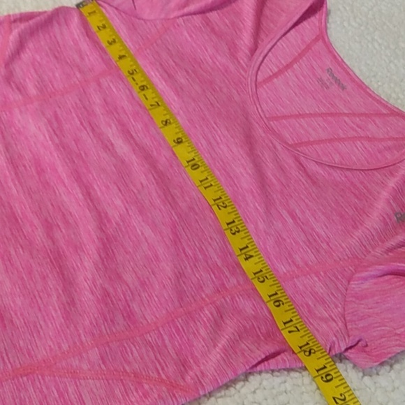 Reebok pink activewear top - Picture 11 of 14